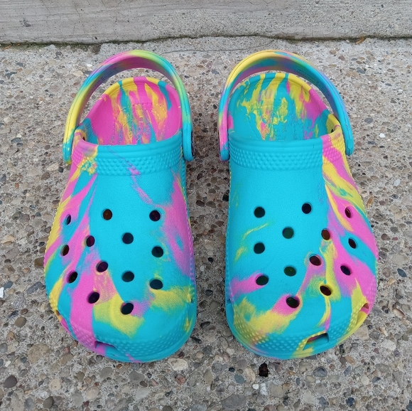 Size 10 crocs - Picture 6 of 14
